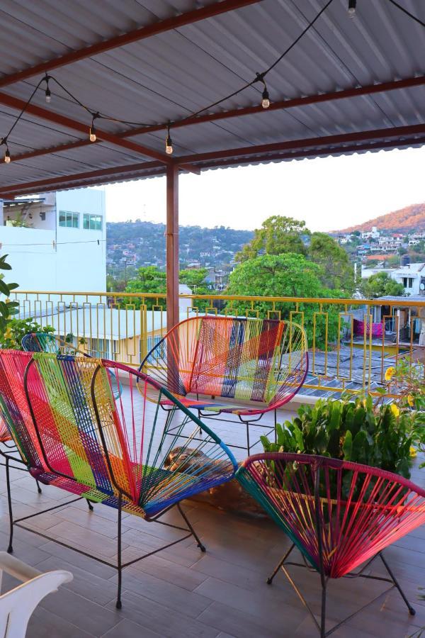 Hotel Casa Mandarine , Amazing Private Rooms W Balcony, Rooftop, Hammocks, Ac, Smartv, 100Mbs! Zihuatanejo Exterior photo
