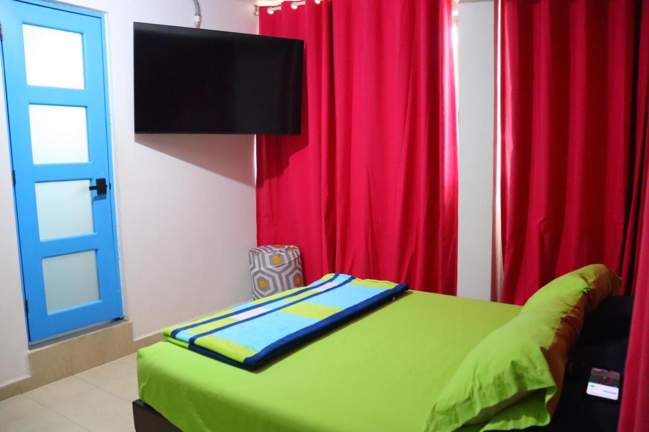 Hotel Casa Mandarine , Amazing Private Rooms W Balcony, Rooftop, Hammocks, Ac, Smartv, 100Mbs! Zihuatanejo Exterior photo
